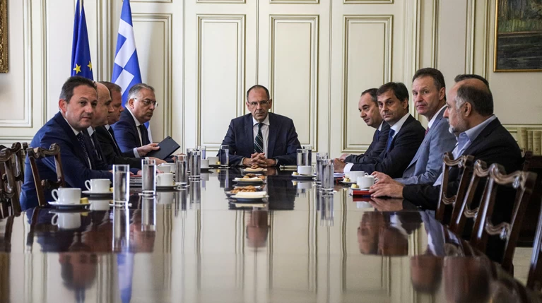 Τι αποφασίστηκε στη σύσκεψη στο Μαξίμου για τη Σαμοθράκη