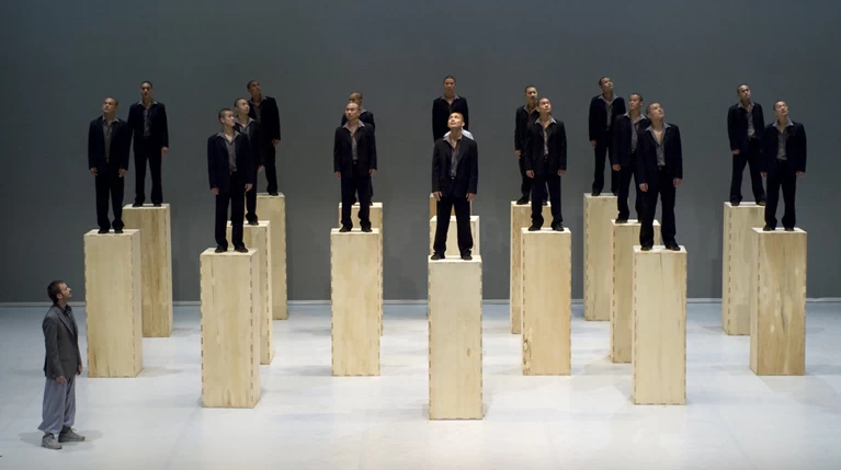 Μη χάσετε την παράσταση Sutra του Sidi Larbi Cherkaoui