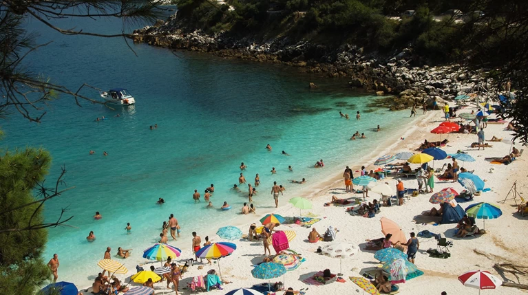 Τραγωδία στη Θάσο: Πνίγηκε 4χρονο κοριτσάκι στη θάλασσα