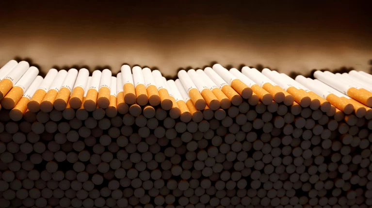 H Βritish American Tobacco απολύει 2.300 εργαζόμενους