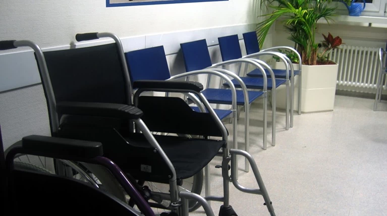 Αυθαίρετα όσα κτίρια δεν έχουν πρόσβαση για ΑμΕΑ;