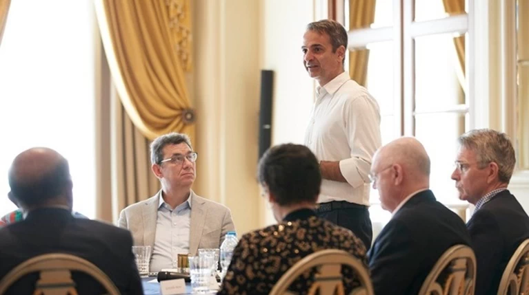 Συνάντηση Μητσοτάκη με το Διοικητικό Συμβούλιο της Pfizer