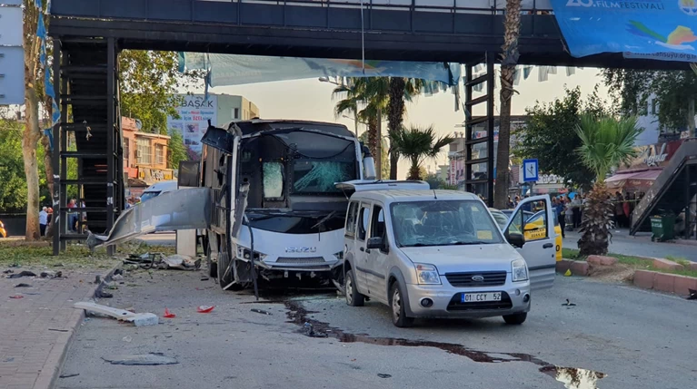 Τουρκία: Βομβιστική επίθεση εναντίον λεωφορείου στα Άδανα