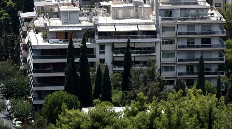 Ανακάμπτει μετά από 10 χρόνια κρίσης η αγορά ακινήτων