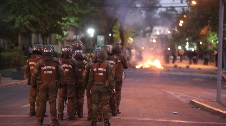 Χάος στη Χιλή: Επτά νεκροί και απαγόρευση κυκλοφορίας