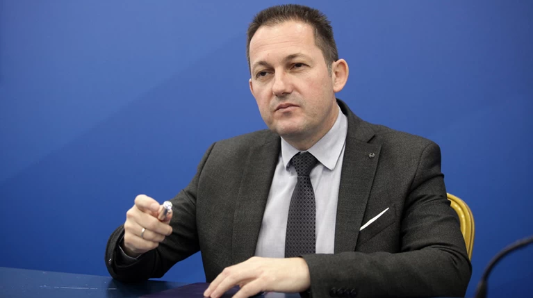 Πέτσας: Μαζεύουμε τα σπασμένα του θίασου Κοτζιά - Καμμένου