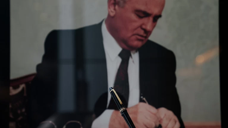 Ο Σταϊνμάγερ ευχαριστεί τον Γκορμπατσόφ για την επανένωση της Γερμανίας