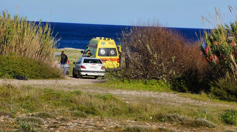 Βρέθηκε άνδρας πυροβολημένος μέσα στο αυτοκίνητό του στη Ρόδο