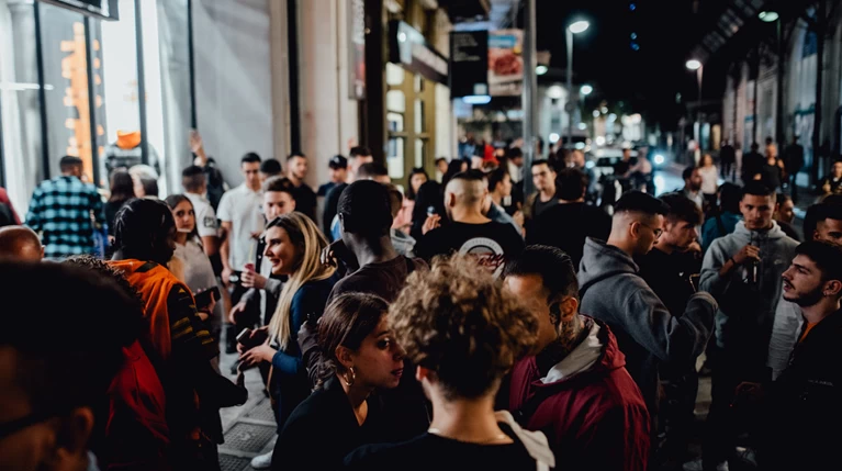 Η συλλογή The Tribe της Napapijri ξεσήκωσε με ένα Fashion Street Party