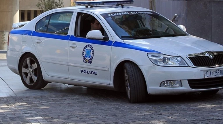 Εξαπατούσαν μέσω ψευδών αγγελιών πώλησης οχημάτων