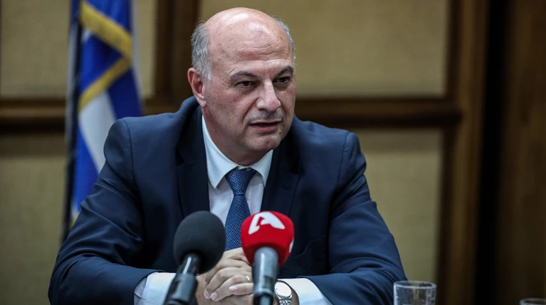 Υποχώρηση Τσιάρα: Αποσύρεται η διάταξη για τη βλασφημία