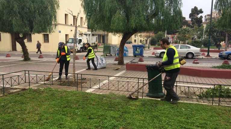 Lifting καθαριότητας του δήμου Αθηναίων στο Μεταξουργείο