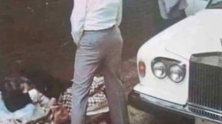 Η ιστορία πίσω από τη φωτογραφία του Μπράντον Τόρρεντ και του άστεγου