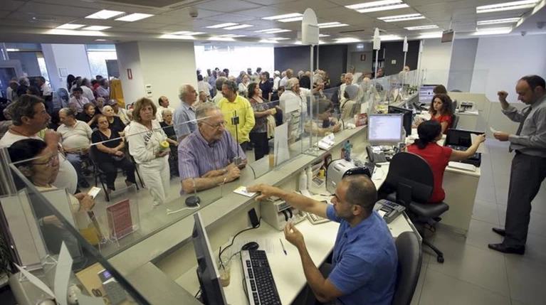 Στάση εργασίας και 24ωρη πανελλαδική απεργία στις τράπεζες