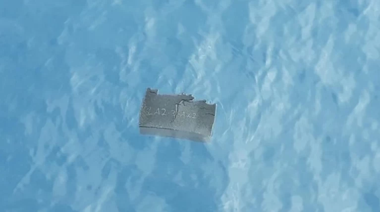 Πτώση C-130 στη Χιλή: Συντρίμμια και ανθρώπινα υπολείμματα στη θάλασσα