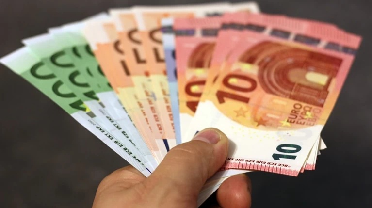 Αλλάζει η παρακράτηση σε μισθούς από 1/1/2020 - Παραδείγματα
