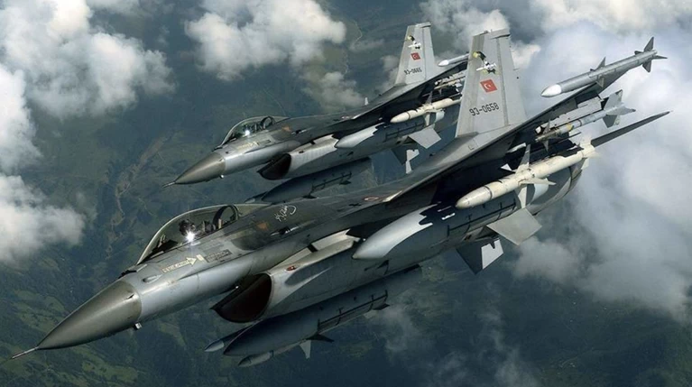 Νέα πρόκληση Τούρκων: Εφτασαν με F16 μέχρι τους Φούρνους