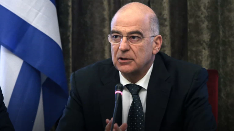 Στην Λιβύη ο Δένδιας- Πληροφορίες για συνάντηση με Χαφτάρ