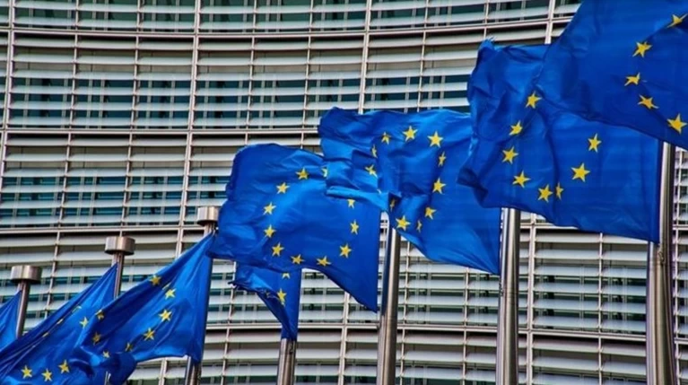 Ηχηρό μήνυμα ΕΕ σε Τουρκία για τη Λιβύη - Επαφή Δένδια - Σούκρι