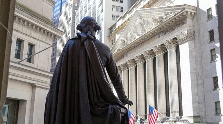 Η εκτέλεση Σουλεϊμανί "έριξε" τη Wall Street