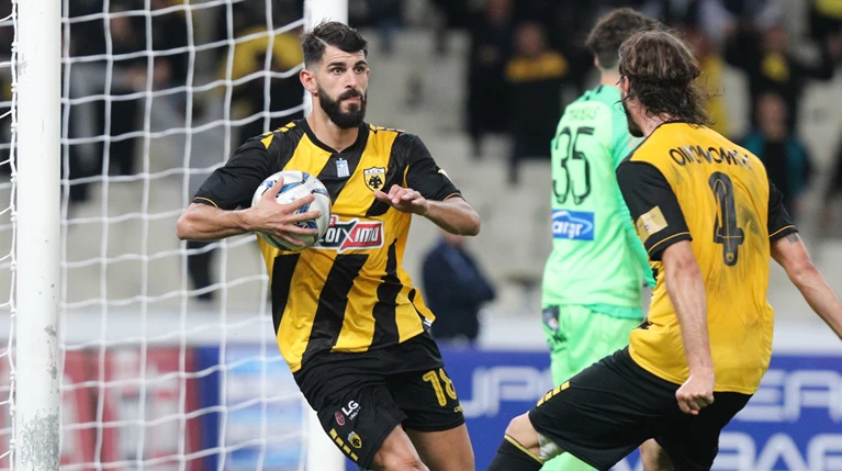 Super League: Παίκτης του μήνα ο Ολιβέιρα