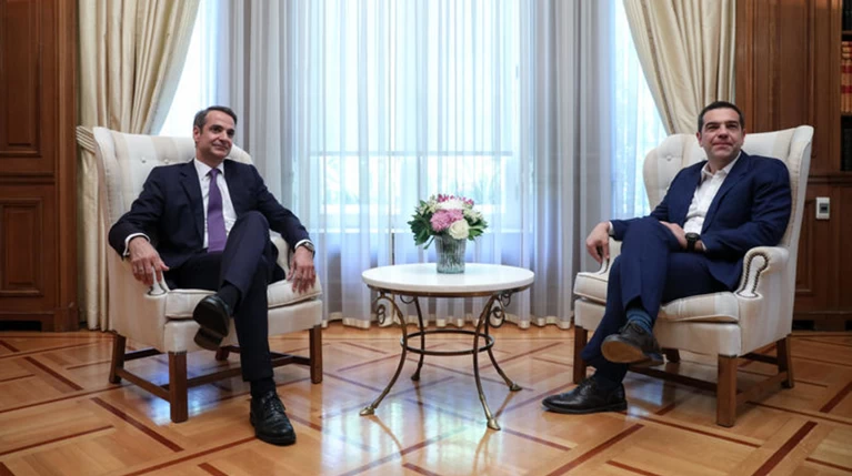 «Σφίγγα» για Πρόεδρο Δημοκρατίας ο Μητσοτάκης στους αρχηγούς