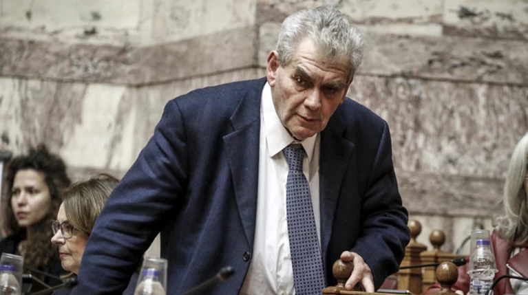 Παπαγγελόπουλος για Ράικου: Βουλιάζει πιο βαθιά στο βούρκο της