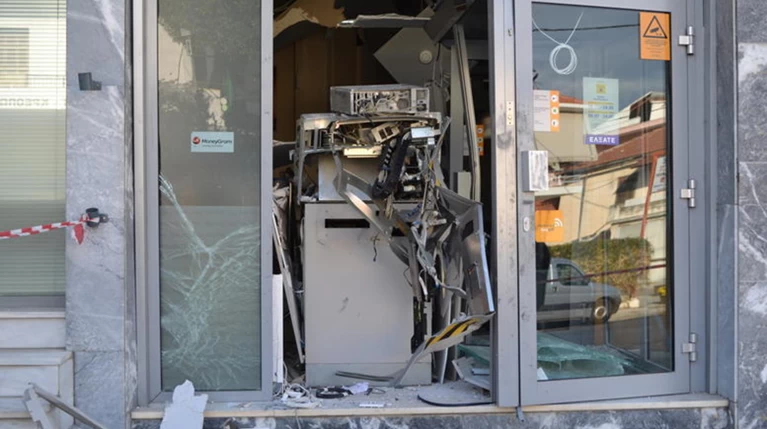 Ανατίναξαν ΑΤΜ τα ξημερώματα στα Βριλήσσια
