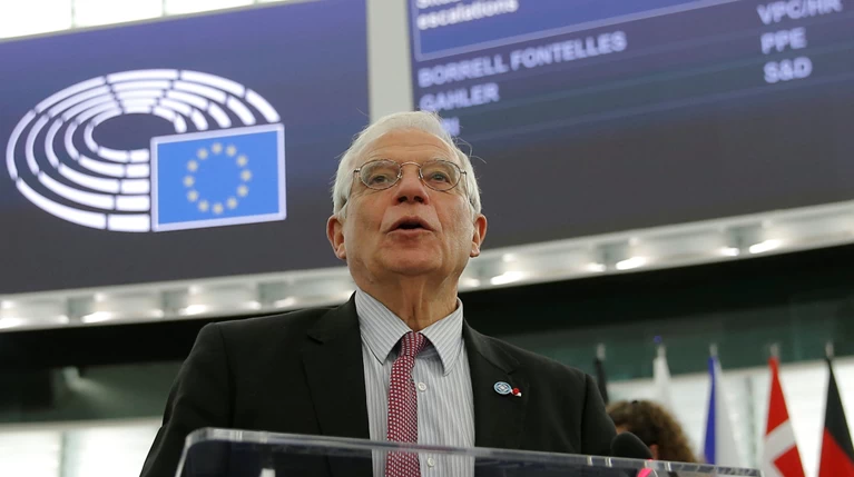 ΕΕ: Θα υποστηρίξει την κατάπαυση του πυρός στη Λιβύη