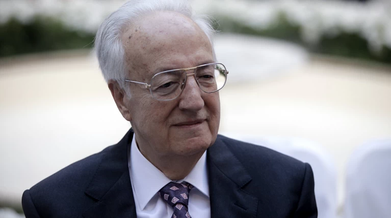 Συγχαρητήρια Σαρτζετάκη στη νέα ΠτΔ σε άπταιστη... αρχαϊκή