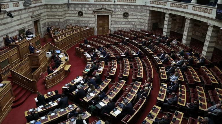 Απλή αναλογική τέλος - Ψηφίστηκε ο νέος εκλογικός νόμος