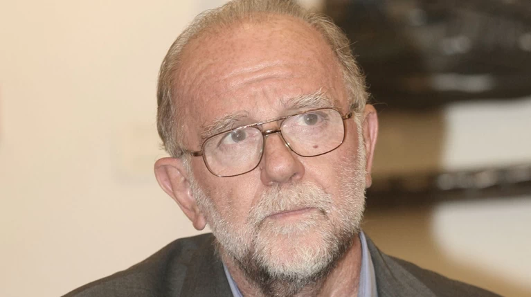 Τσεκλένης για τον καρκίνο: «Ηταν ο θάνατος σε μια φακίδα»