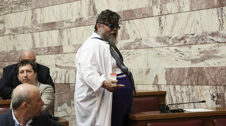 Κραουνάκης: Έκανα πλάκα λέει για το τραγούδι με «το μ@@νί του»