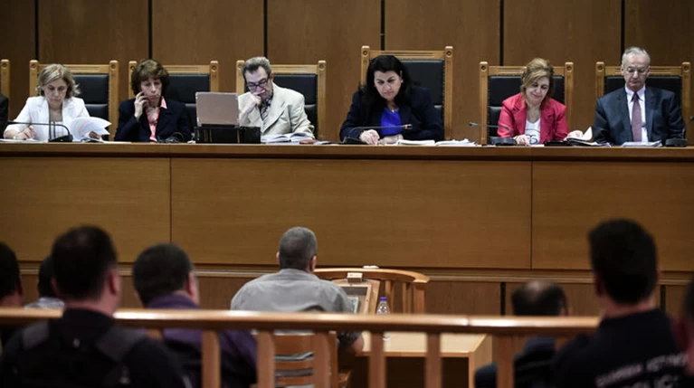 Δίκη Χρυσής Αυγής:Δευτέρα οι αγορεύσεις υπεράσπισης των 68 κατηγορουμένων