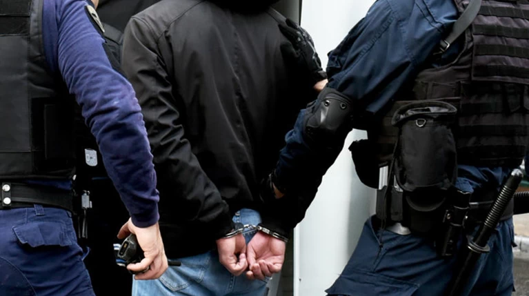 Συνελήφθη ο αλλοδαπός που είχε αποδράσει από το Α.Τ. Κυψέλης