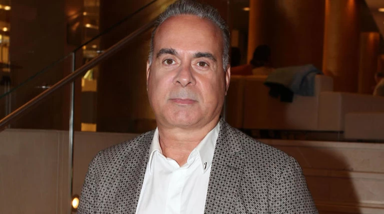 Κοβεται το “Divided” του Σεργουλόπουλου από τον Alpha
