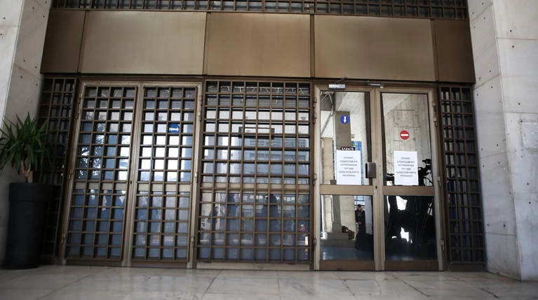 Προανακριτική για Novartis: Δεν καταθέτει ούτε η "Κελέση"