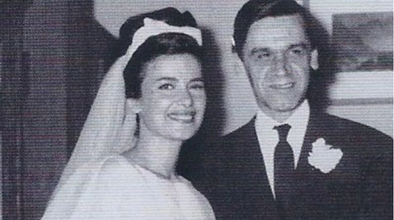 ΚΑΡΕΖΗ - ΧΑΤΖΗΦΩΤΙΟΥ