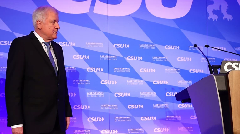 Τοπική οργάνωση του CSU ζητεί την παραίτηση Ζεεχόφερ
