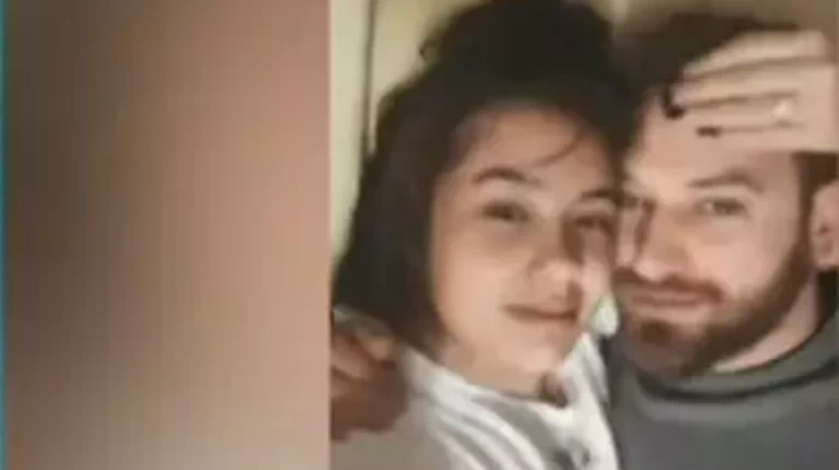 Glyka Nera Binteo Ntokoymento Apo To 2018 H Karolain Sthn Agkalia Toy Ellada Eidhseis