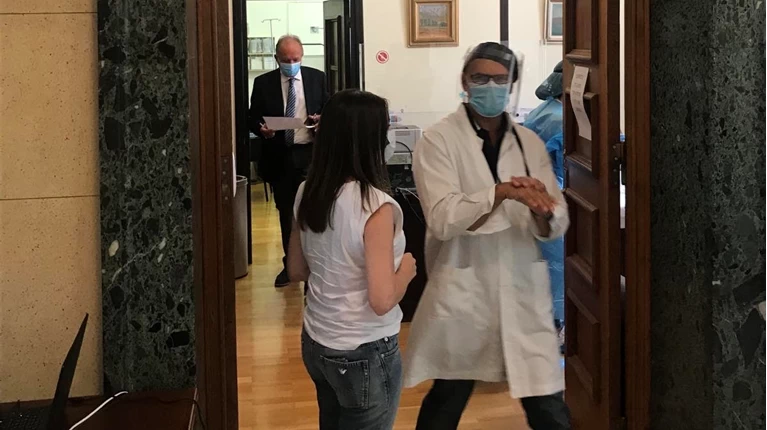 Βουλή Τεστ κορονοϊού