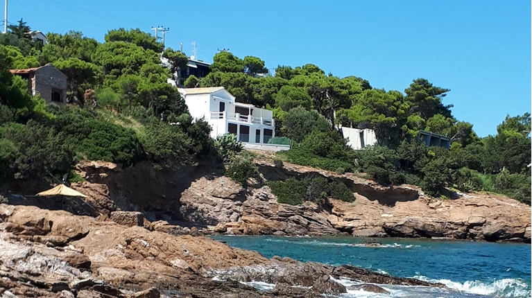 vila tsipra