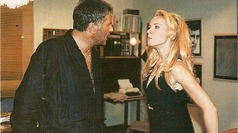 ΔΥΟ ΞΕΝΟΙ
