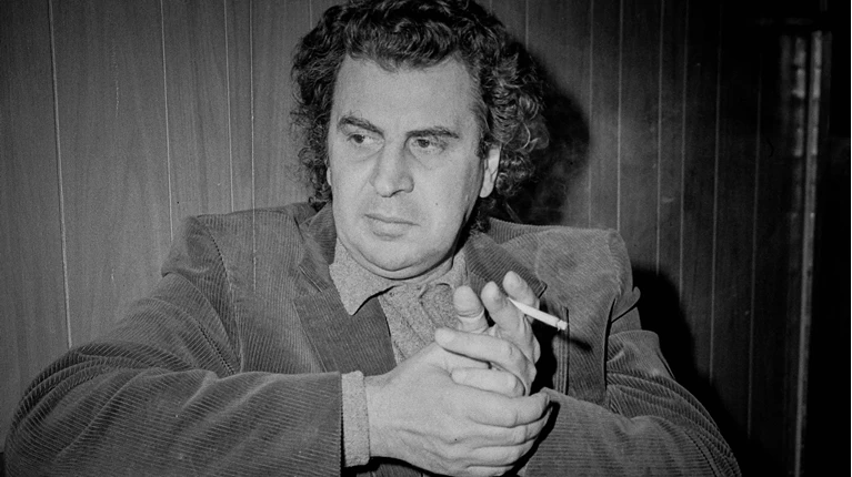 ΜΙΚΗΣ ΘΕΟΔΩΡΑΚΗΣ