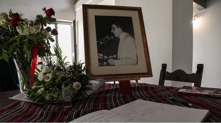 ΣΠΙΤΙ ΜΙΚΗ ΘΕΟΔΩΡΑΚΗ