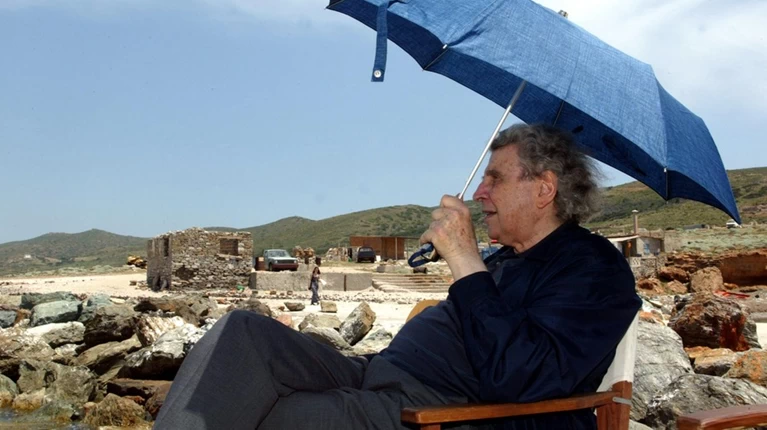 ΜΙΚΗΣ ΘΕΟΔΩΡΑΚΗΣ