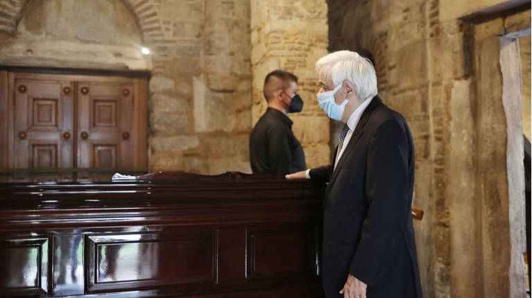 ΚΗΔΕΙΑ ΜΙΚΗ