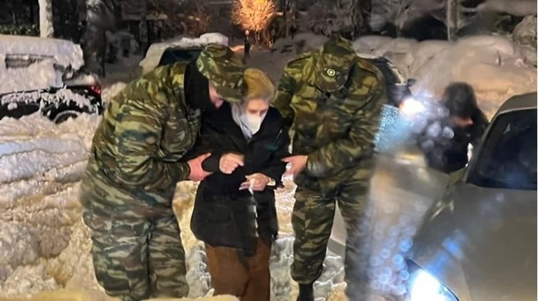 Κακοκαιρία Ελπίς Απεγκλωβισμός