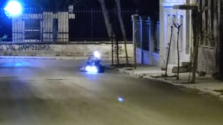 Επίθεση με γκαζάκια στο Ίδρυμα Μητσοτάκη