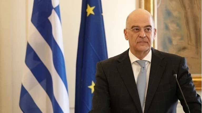 Δένδιας